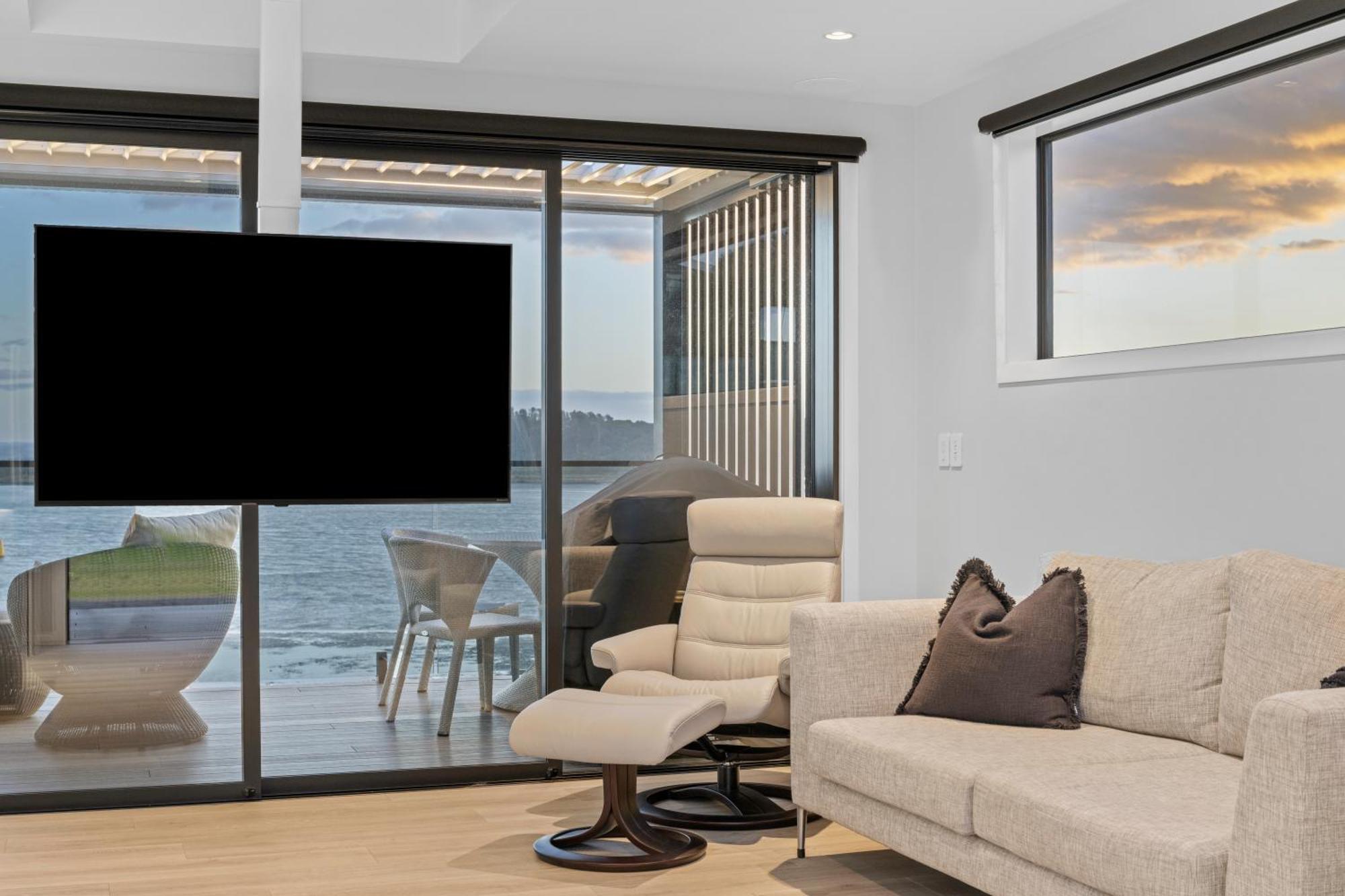 Pukehina Estuary Sunset Views Townhouse & Studio Esterno foto